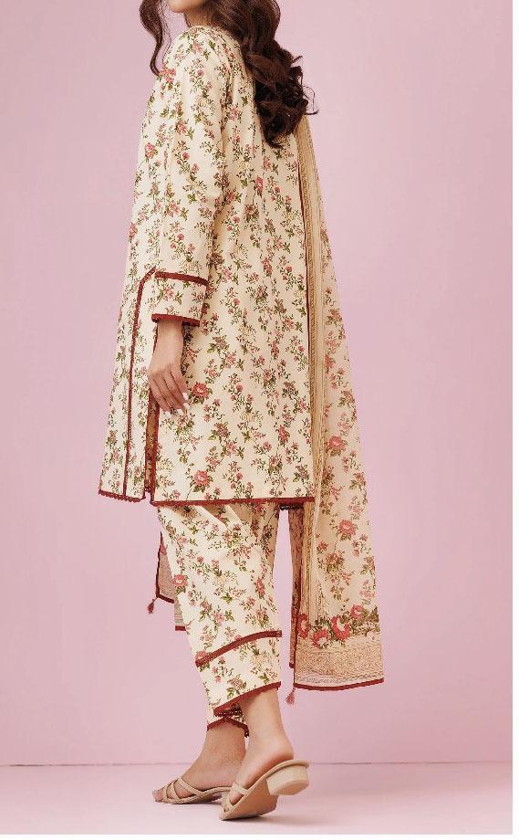 3 Pcs Women's Unstitched Khaddar Printed Suit